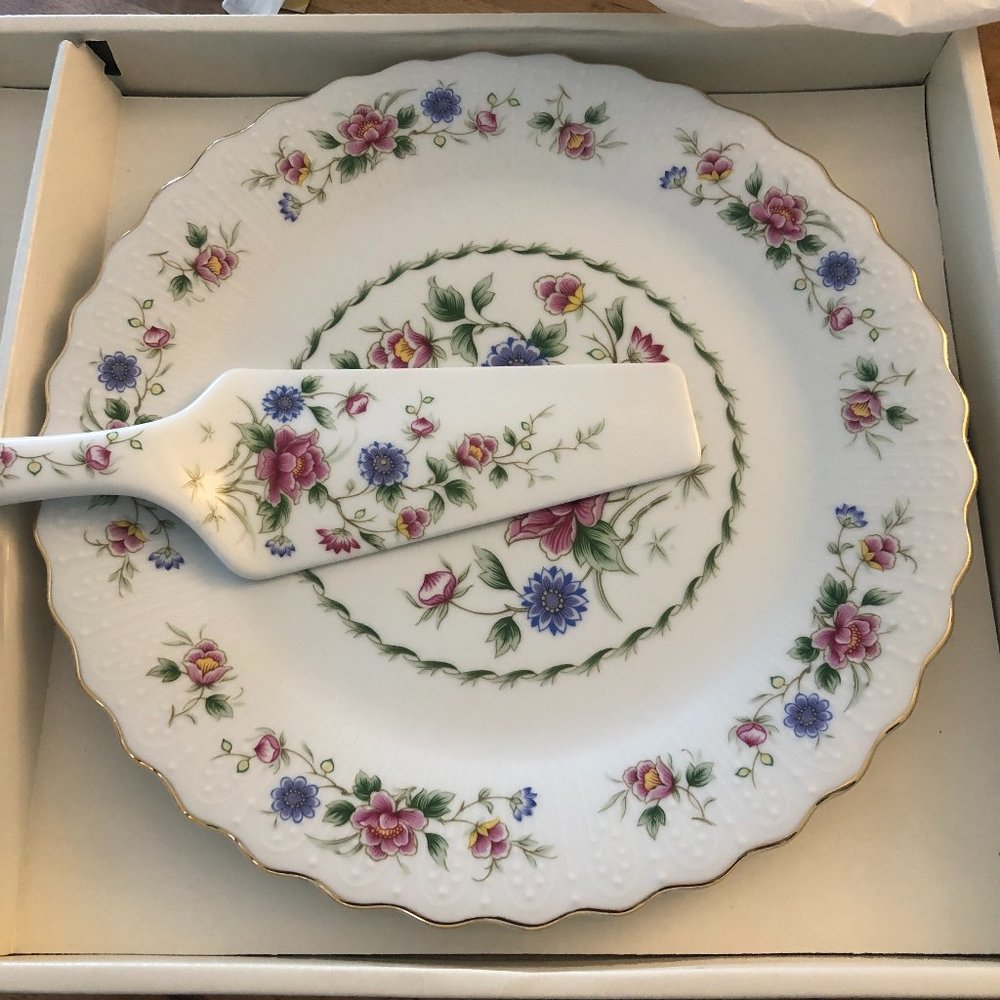 Andrea by Sadek Spring Night Cake Plate w/ Server 10.5” Floral Gold Trim NIB